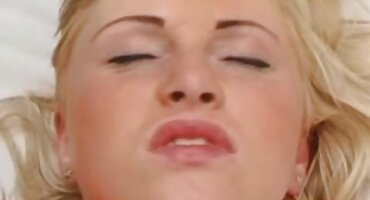 phim sex vn dì cháu Chơi xúc xắc thô và phim sex u70 thực hành các vị trí Nye để đụ.